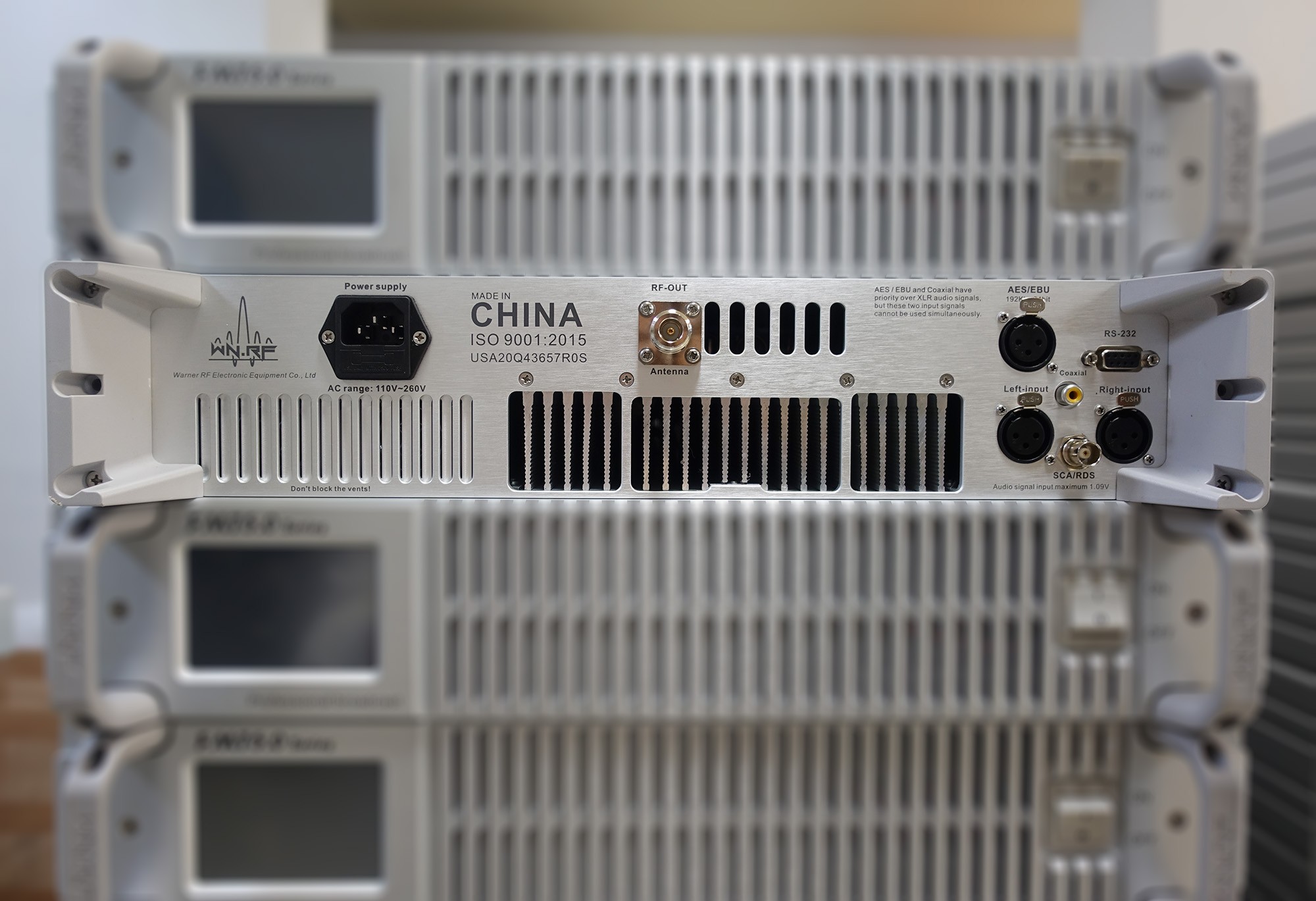 350W Professional FM  Broadcast Transmitter (FMT5.0-350)
